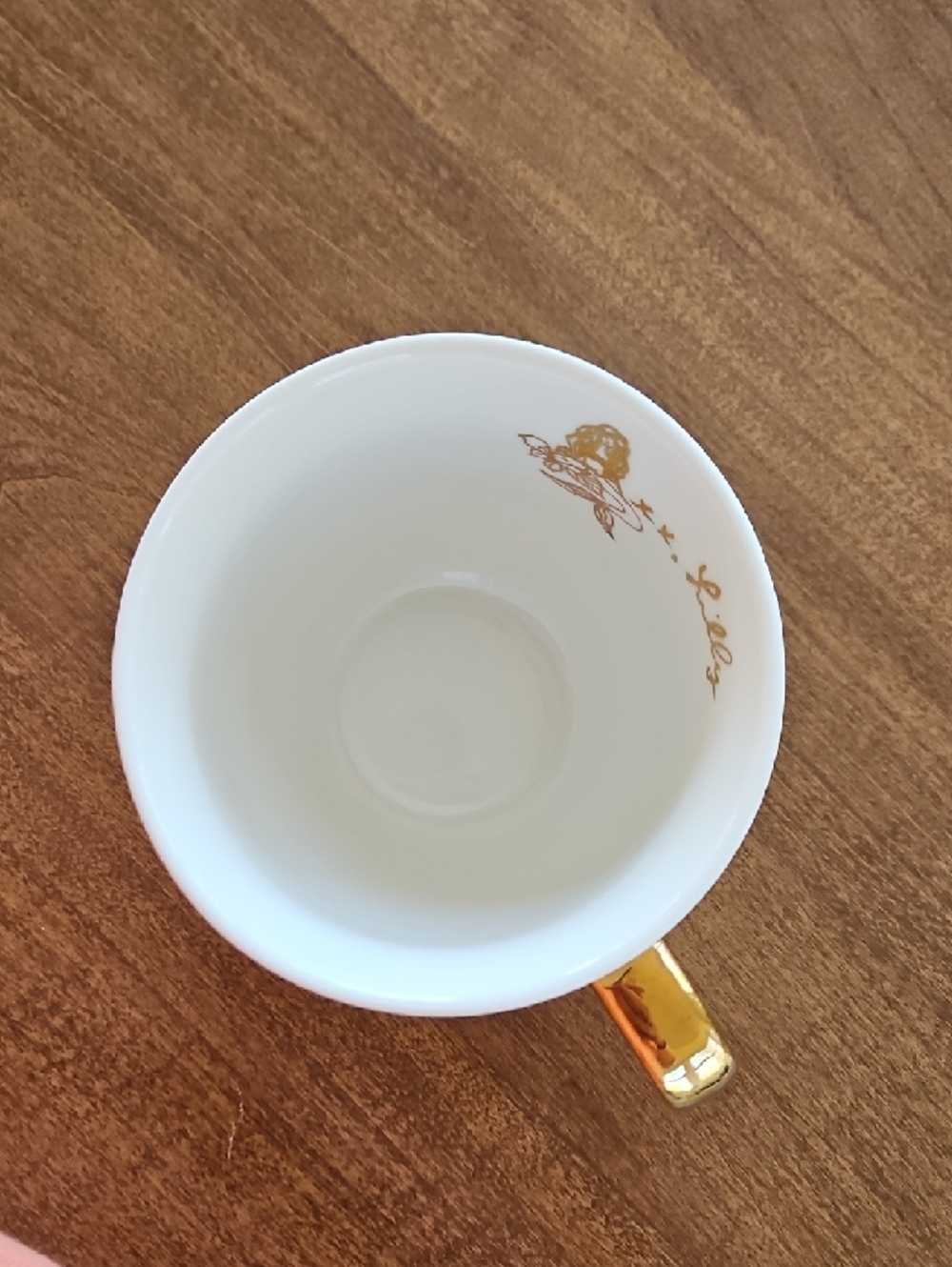 Lilly Pulitzer White Ceramic Mug with Gold Handle - Picture 8 of 8